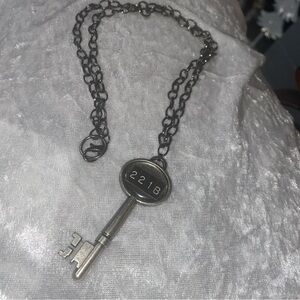 221B Baker Street Sherlock Holmes John Watson Key Necklace Pendant Jewelry